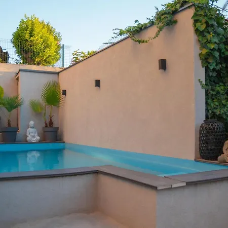 شقة Garden With Shared Pool *