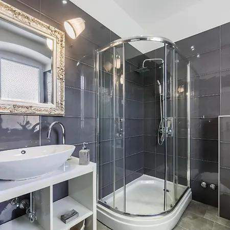 Garden With Shared Pool