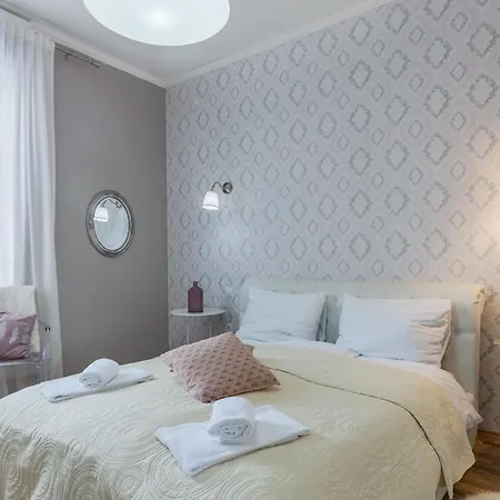 Garden With Shared Pool