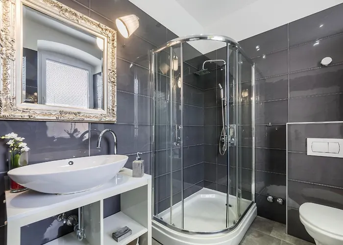 Garden With Shared Pool