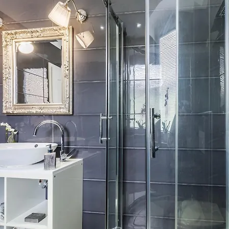 Garden With Shared Pool