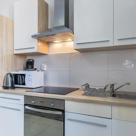 Garden With Shared Pool Pula