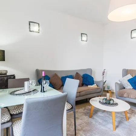 Apartment Garden With Shared Pool