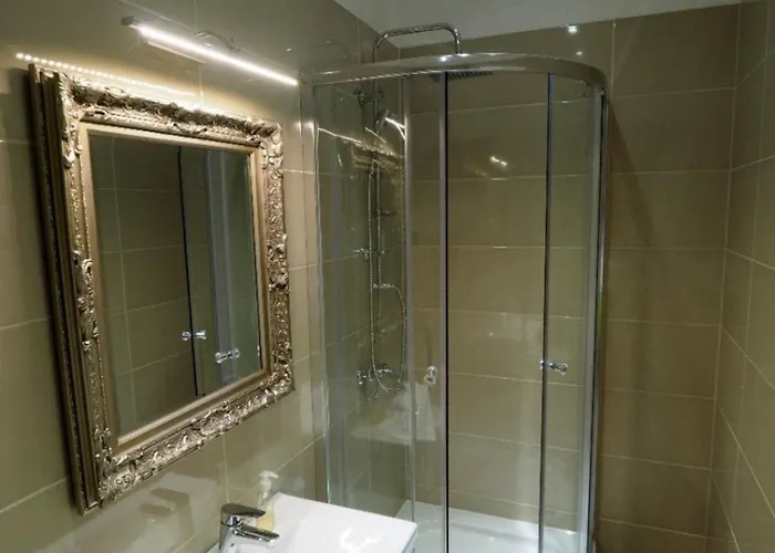 Garden With Shared Pool Lägenhet Pula