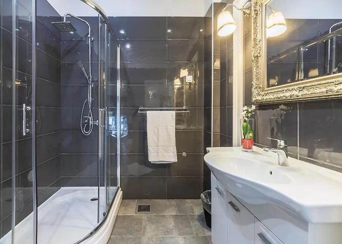 Garden With Shared Pool